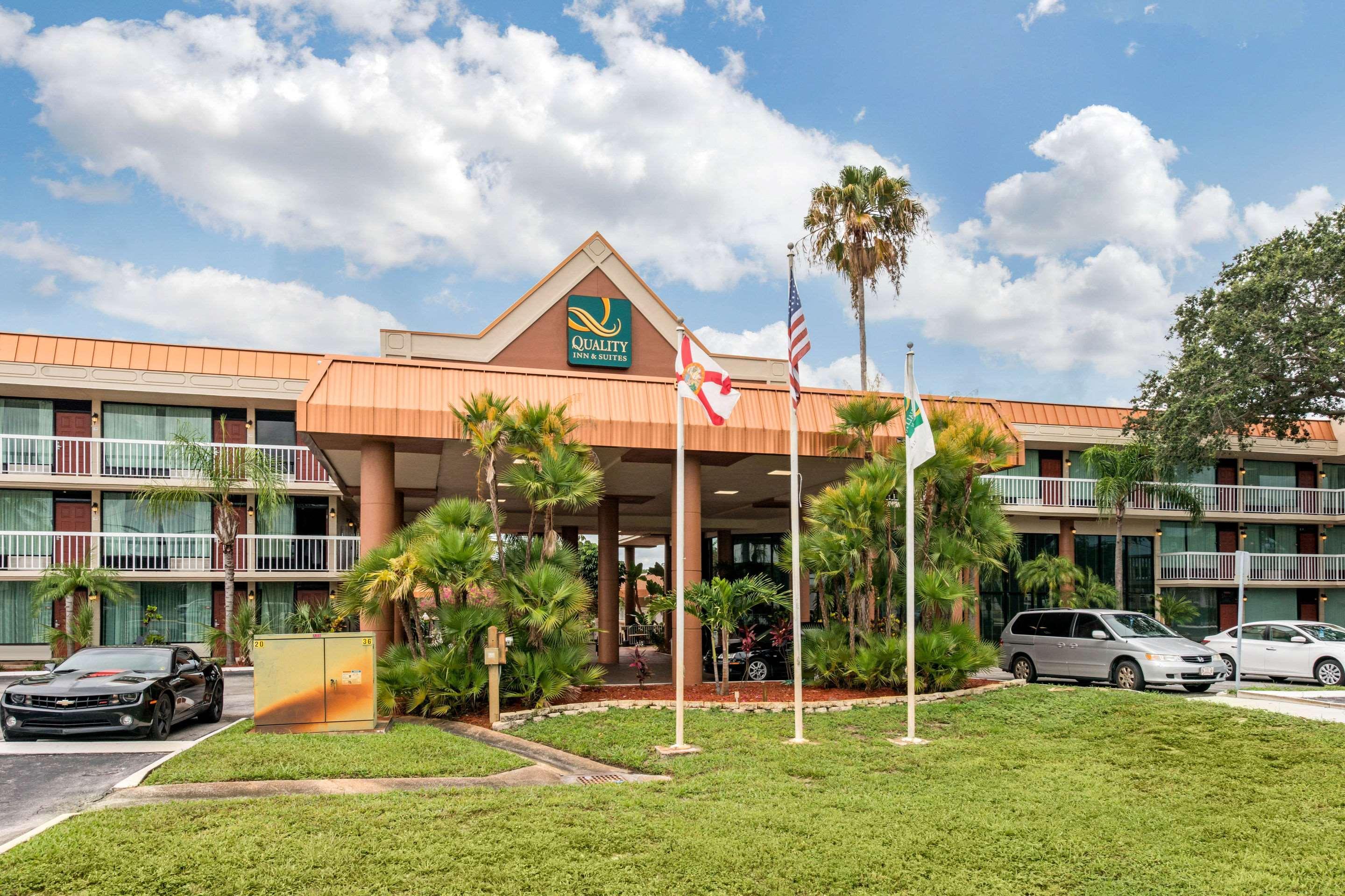 Quality Inn & Suites Tarpon Springs South Eksteriør bilde